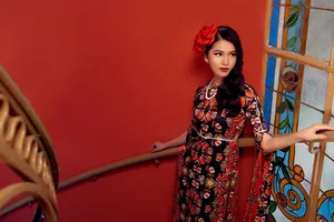 Nhà thiết kế Adrian Anh Tuấn tham dự Harbin Fashion Week tại Trung Quốc