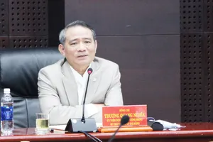 Bí thư Thành ủy thành phố Đà Nẵng Trương Quang Nghĩa đề nghị Sở Tài chính và Cục thuế Đà Nẵng phải có giải pháp chống thất thu. Ảnh: NGUYÊN KHÔI