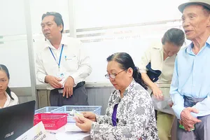 Mở rộng chi trả trợ cấp ưu đãi người có công qua bưu điện