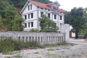 Một công trình xây dựng lấn chiếm gần 2.000m2 đất tại xã Phúc Trạch. Ảnh: Báo Quảng Bình