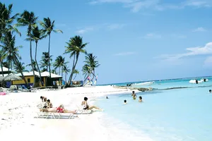 Ngành du lịch Caribbean thiệt hại nặng do bão