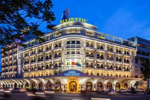Khách sạn Majestic Saigon