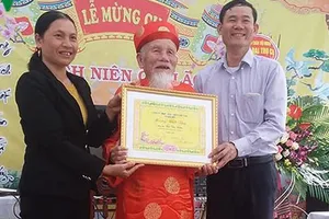 Lễ mừng thọ - Nét đẹp đạo hiếu những ngày đầu xuân
