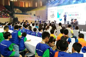 Hơn 400 đội tranh tài Robotacon “Thành phố thông minh”