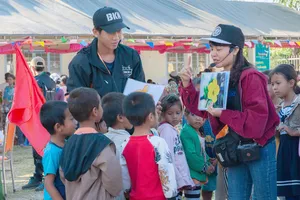 Nhóm BKN tổ chức các hoạt động vui chơi bổ ích cho trẻ em xã Đắk Ang (Ngọc Hồi, Kon Tum)