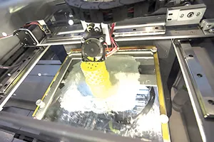 Máy in 3D tạo ra quần áo của Nga