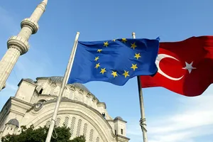 Bước ngoặt hay chiến thuật? 