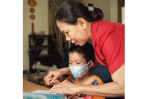 Người nhóm lửa yêu thương