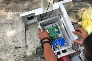 Thiết kế bên trong của thiết bị quan trắc ngập đô thị  do SHTP Labs nghiên cứu, sản xuất