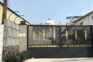 Phần còn lại khu đất công chưa được phân lô bán nền vì nằm trong  lộ giới quốc lộ 13