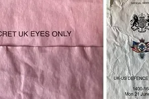 Một số trang tài liệu mật được người dân tìm thấy ở Kent, miền nam Anh, hôm 22/6. Ảnh: BBC