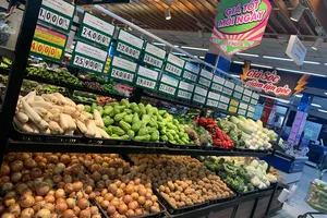 Hàng hóa được phân phối kịp thời giữa các vùng miền  để phục vụ người dân