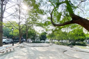 Công viên 130 Cao Lỗ, quận 8 khá khang trang, vốn được chuyển hóa từ bãi tập kết rác