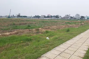 Đề nghị xử lý chủ đầu tư dự án nhà ở “bán lúa non”