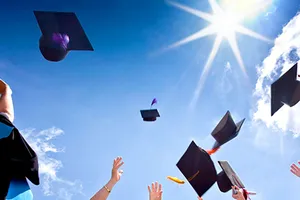 Những ước mơ bên ngoài giảng đường