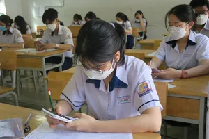 Giờ học trực tiếp của học sinh Trường THPT Phước Kiển, huyện Nhà Bè, TPHCM