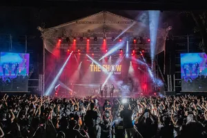 Gần 5.000 khán giả đến với rock và Bức Tường  trong live concert Đường đến ngày vinh quang đầu tháng 4-2022