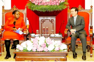 Thường trực Ban Bí thư Võ Văn Thưởng tiếp Chủ tịch Quốc hội Mozambique,  bà Esperanca Laurinda Francisco Nhiuane Bias. Ảnh: TTXVN