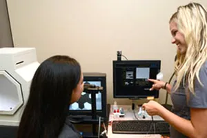 Ghi lại các chuyển động  của võng mạc mắt giúp phát hiện  các rối loạn trong hệ thần kinh