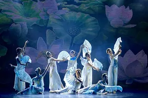 Nâng chất múa dân gian 