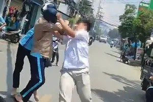 Hình ảnh vụ việc cắt từ clip 