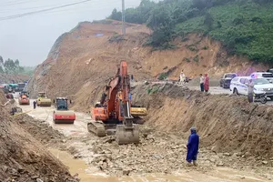 Ách tắc giao thông ở đèo An Khê: Chủ đầu tư chịu mọi trách nhiệm nếu xảy ra tai nạn