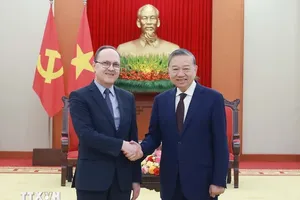Đại sứ Nga Gennady Bezdetko khẳng định Nga coi Việt Nam là đối tác truyền thống và ưu tiên tại khu vực châu Á - Thái Bình Dương. Ảnh: TTXVN