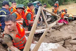 Phát huy phẩm chất “bộ đội Cụ Hồ” trong thực hiện chủ trương lớn ở TPHCM