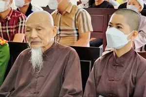 Tuyên phạt bị cáo Lê Tùng Vân 3 năm tù về tội loạn luân