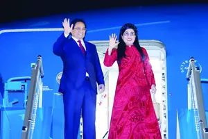 Thủ tướng Phạm Minh Chính và phu nhân lên đường thăm Malaysia