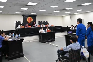 Cựu Phó Vụ trưởng Vụ thị trường trong nước Nguyễn Lộc An hầu tòa vì nhận hối lộ