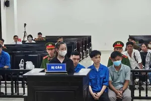 Các bị cáo tại toà