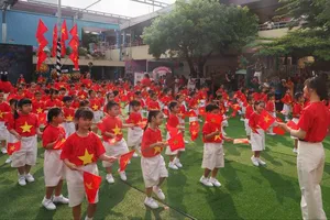 Học sinh Trường Mầm non Thành phố (TPHCM) trong Ngày hội 50 năm phát triển bậc học mầm non 