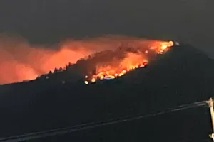 Đám cháy bùng phát thiêu rụi hơn 2ha rừng sản xuất ở Đà Nẵng 