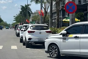 Đậu ô tô dưới biển cấm