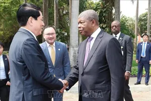 Lễ đón Chủ tịch nước Lương Cường thăm cấp Nhà nước Cộng hòa Angola