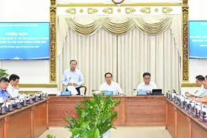 Phó Chủ tịch Thường trực UBND TPHCM Nguyễn Văn Thọ phát biểu. Ảnh: VIỆT DŨNG