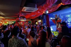 Hát bội trong quán bar tại TPHCM 