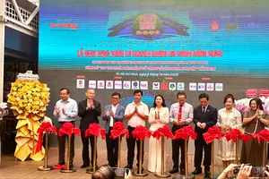 Khai mạc Tuần lễ Doanh nhân và Sách năm 2025