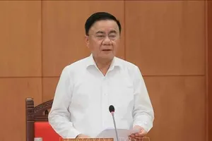 Đồng chí Trần Cẩm Tú, Ủy viên Bộ Chính trị, Thường trực Ban Bí thư phát biểu chỉ đạo buổi làm việc. Ảnh: TTXVN