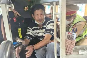 Quảng Ngãi: Bắt nóng nghi phạm chém hai người tại khu trọ 