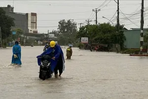 Quốc lộ 25 đoạn qua xã Ia Hiao, tỉnh Gia Lai bị ngập sâu