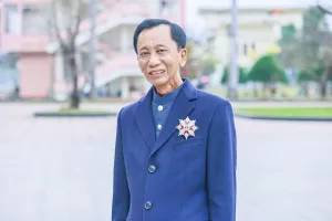 Hiệp sĩ Đại Thánh giá Lê Đức Thịnh: Giữ lửa yêu nước trong đức tin