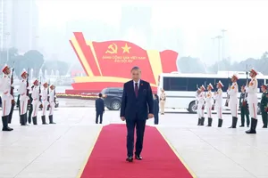 Tổng Bí thư Tô Lâm đến Trung tâm Hội nghị Quốc gia (Hà Nội) để họp phiên trù bị. Ảnh: TTXVN