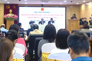 Quang cảnh họp báo sáng 29-1. Ảnh: VĂN PHÚC