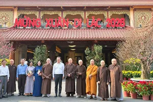 Lãnh đạo TPHCM thăm, chúc tết Giáo hội Phật giáo Việt Nam TPHCM