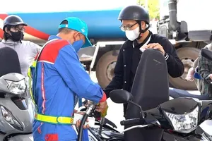 Bộ Công thương yêu cầu bảo đảm nguồn cung xăng dầu nội địa