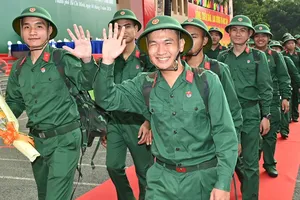 Tuổi trẻ TPHCM ra sức học tập, rèn luyện trong môi trường quân ngũ