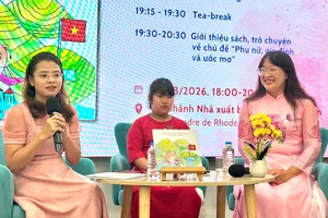 Mẹ và con gái cùng viết sách, truyền cảm hứng sống tích cực đến phụ nữ