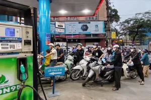 Ưu tiên xăng dầu cho dân sinh, lĩnh vực thiết yếu